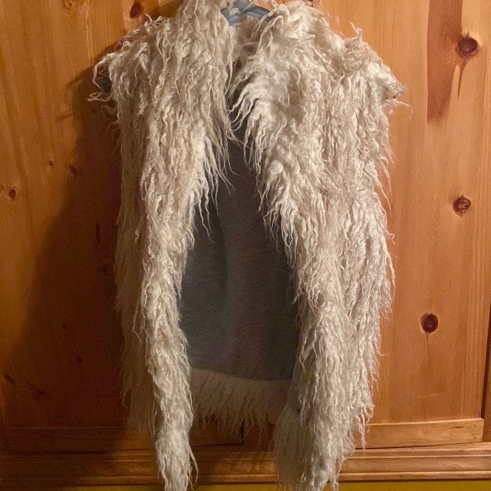 woman’s reversible fur vest